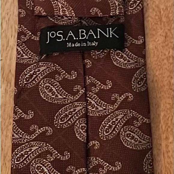 JOS A. BANK MEN’S BROWN & TAN 100% SILK NECKTIE/PRE-OWNED/BALANCE & ESTEEMED!! - Picture 2 of 2